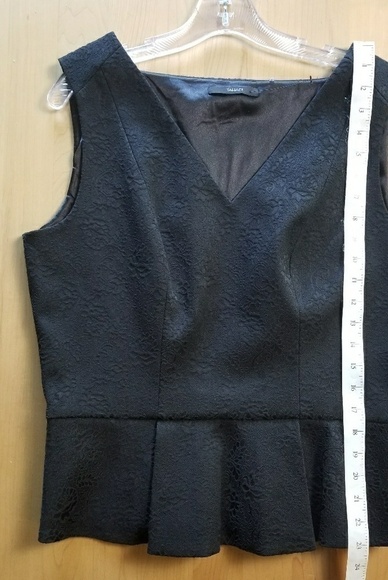 NEW! TAHARI Black Brocade Pattern Sleeveless Peplum Top Large. - Picture 4 of 7